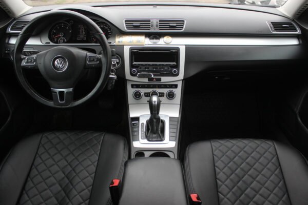 Volkswagen Passat, 2014 — изображение 2
