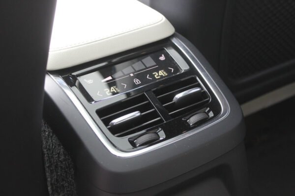 Volvo XC90, 2021 — изображение 9