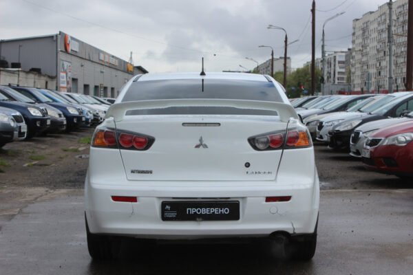 Mitsubishi Lancer, 2010 — изображение 6