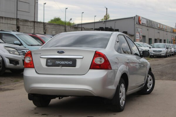 Ford Focus, 2009 — изображение 5