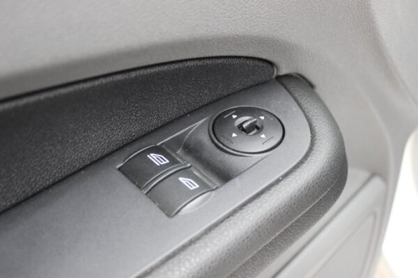 Ford Focus, 2009 — изображение 8