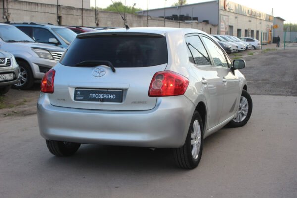 Toyota Auris, 2009 — изображение 4