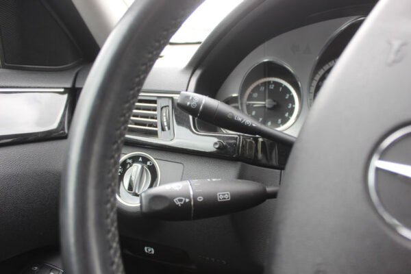 Mercedes-Benz E-класс, 2011 — изображение 13