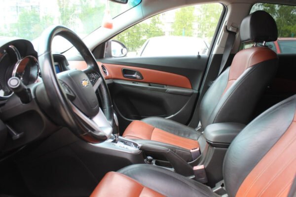 Chevrolet Cruze, 2012 — изображение 15