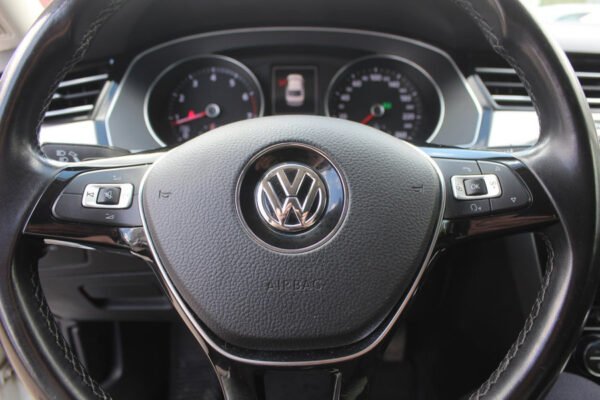 Volkswagen Passat, 2017 — изображение 15