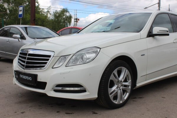 Mercedes-Benz E-класс, 2011 — изображение 16