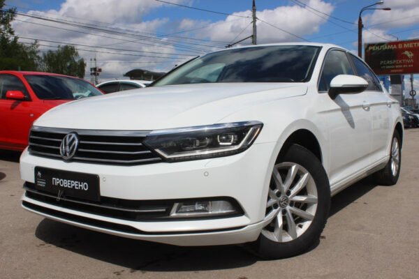 Volkswagen Passat, 2017 — изображение 18