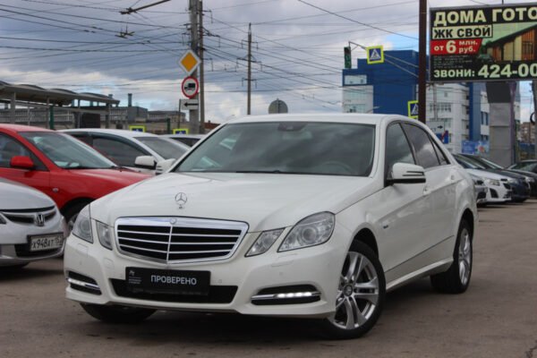 Mercedes-Benz E-класс, 2011 — изображение 19