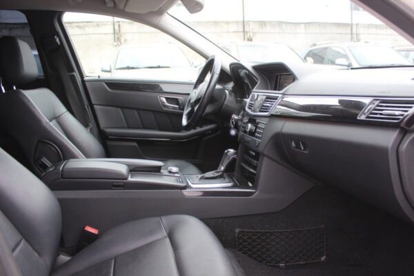 Mercedes-Benz E-класс, 2011 — изображение 2