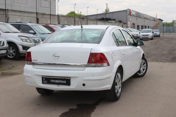 Opel Astra, 2014 — изображение 3