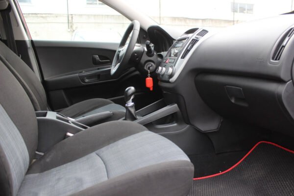 Kia Ceed, 2010 — изображение 3