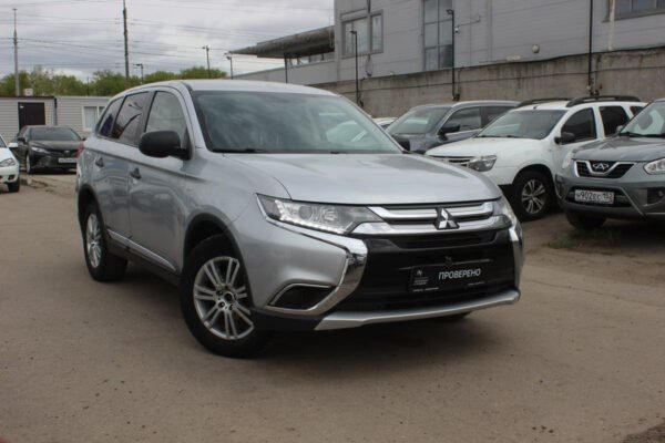Mitsubishi Outlander, 2018 — изображение 4