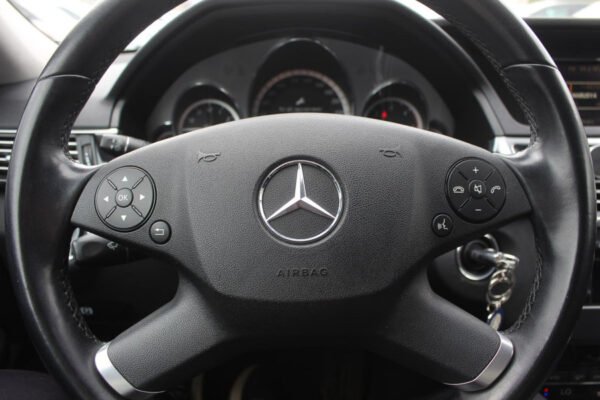 Mercedes-Benz E-класс, 2011 — изображение 4