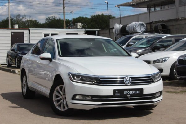 Volkswagen Passat, 2017 — изображение 6