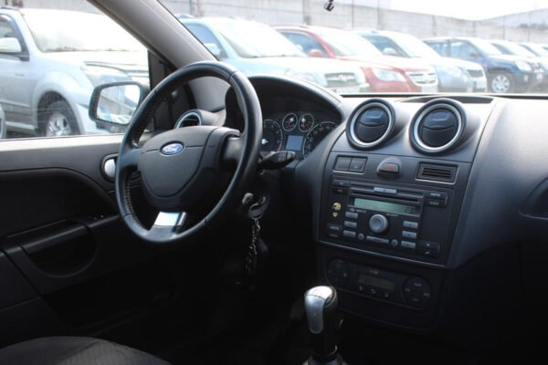 Ford Fiesta, 2006 — изображение 6