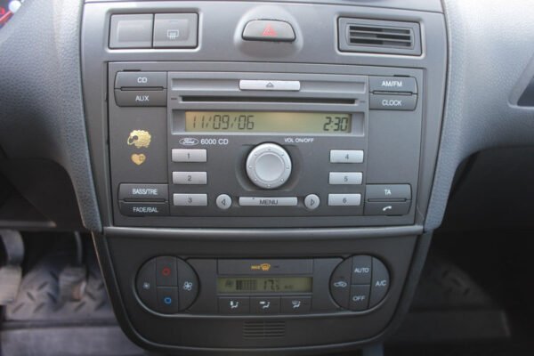 Ford Fiesta, 2006 — изображение 7