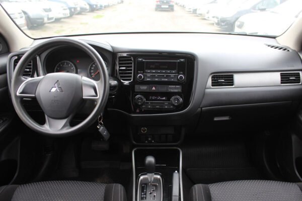 Mitsubishi Outlander, 2018 — изображение 8